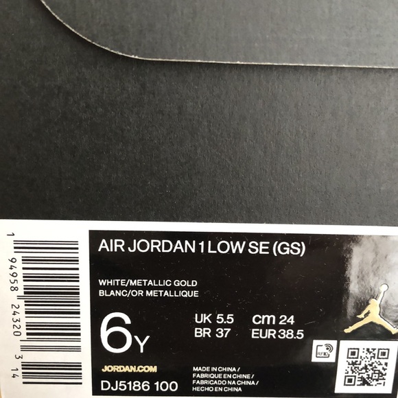 ❤️🤍NIKE AIR JORDAN 1 LOW SE GS SNEAKERS🤍❤️ - Picture 11 of 13
